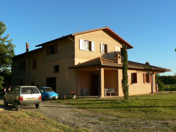 Casale in Via Fratelli Cairoli, Castiglione del Lago — foto 2 di 5