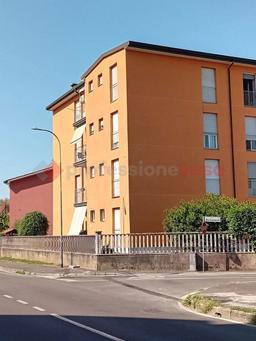 Trilocale in Via Garibaldi 110, Nerviano