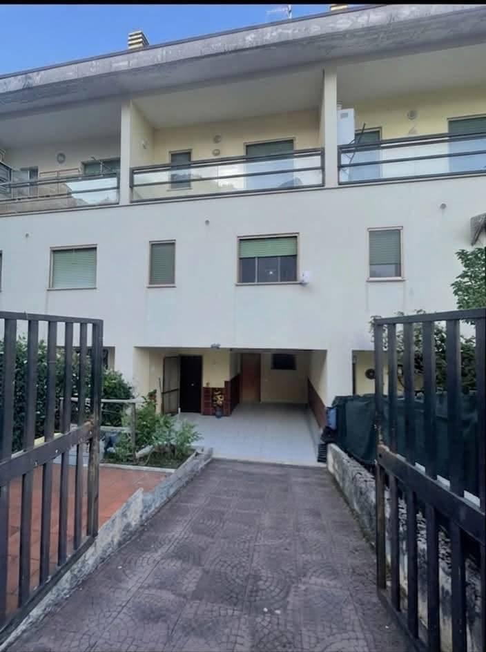 Villa a schiera in Via Sicilia 82, Alatri — foto 3 di 5