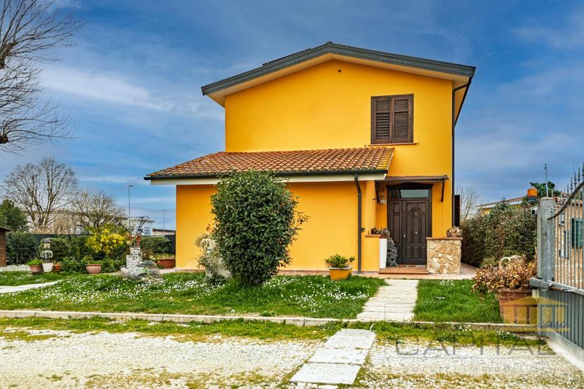 Villa in 50054 Fucecchio Fi 50054, Fucecchio — foto 3 di 5