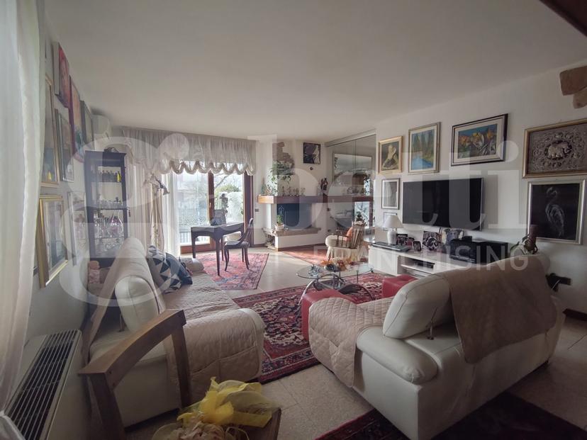 Villa bifamiliare, Rosolina — foto 2 di 5