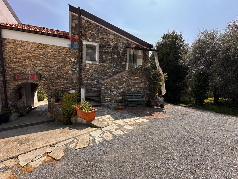 Casa indipendente in Località Varavo Inferiore 2, Onzo — foto 3 di 5