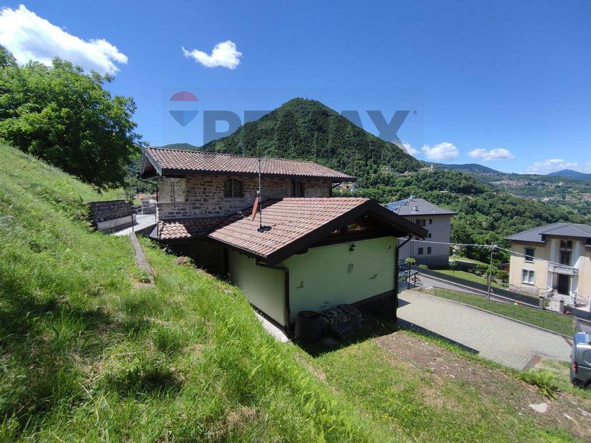 Villa in Via Felice Cavallotti 01, Schignano — foto 4 di 5