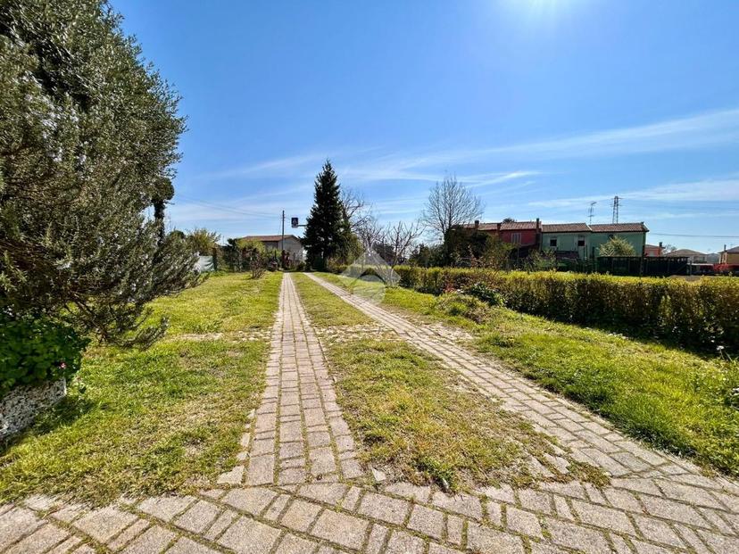 Casa indipendente in Via a. De Gasperi 175, Costa di Rovigo — foto 2 di 5