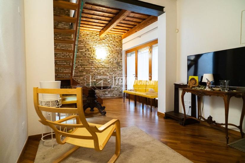Appartamento in Via De Rusticucci, Fano