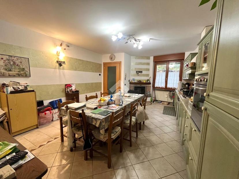 Casa indipendente in Via San Carlo 26, Costa Volpino — foto 2 di 5