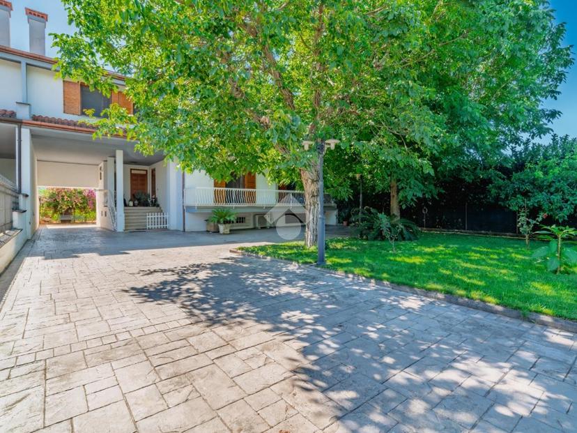 Villa a schiera in Via Sermonetana 141, Sermoneta — foto 5 di 5