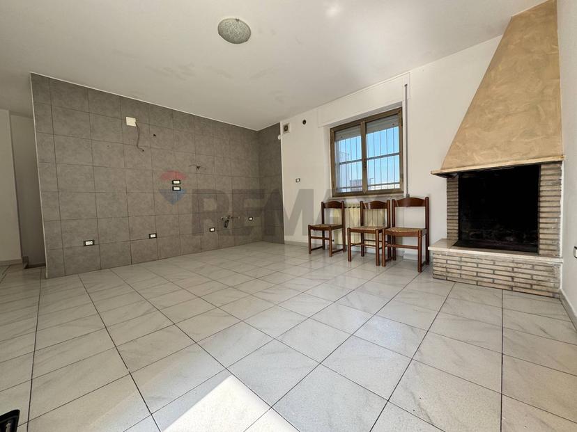 Casa indipendente in Contrada Madonna del Carmine 93, Lanciano — foto 2 di 5