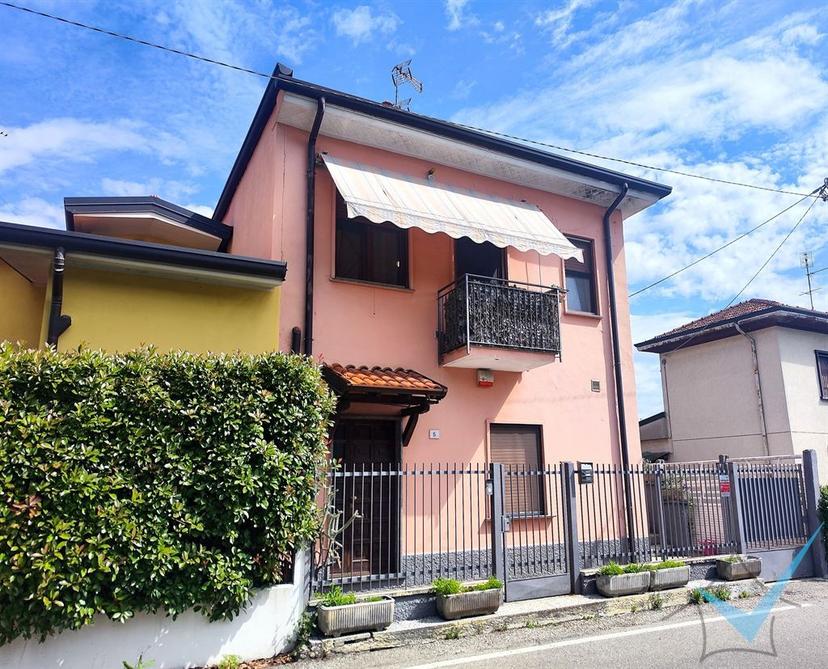 Trilocale in Via Pasteur 5, Limbiate — foto 5 di 5