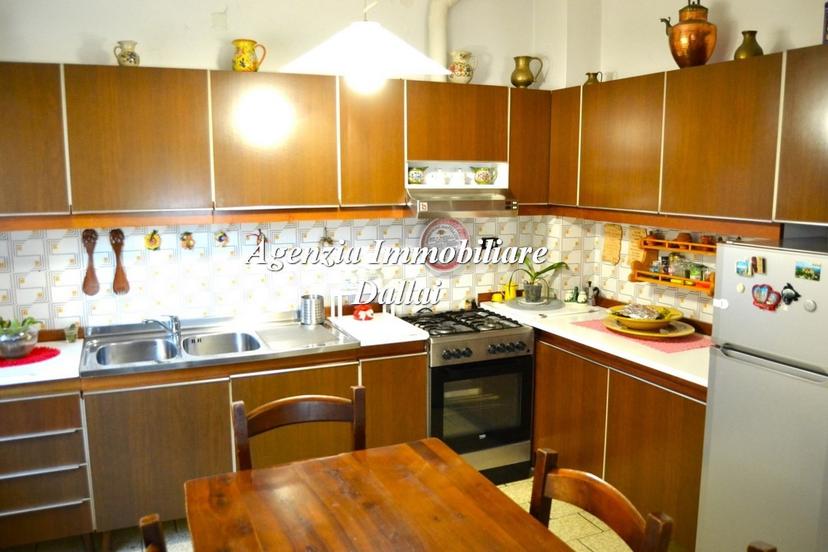 Appartamento in Piazza Dante, Borgo San Lorenzo — foto 5 di 5