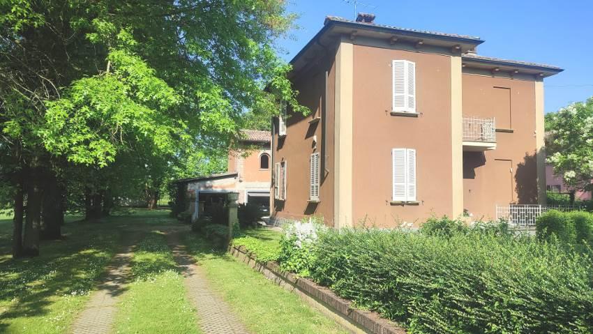 Villa, Spessa