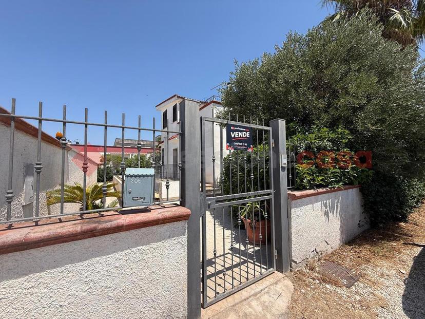 Villa in Via Magenta Snc, Avetrana — foto 3 di 5