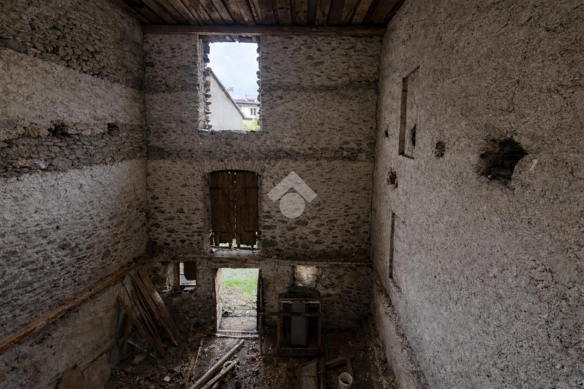 Rustico in Via Nazionale 18, Colorina