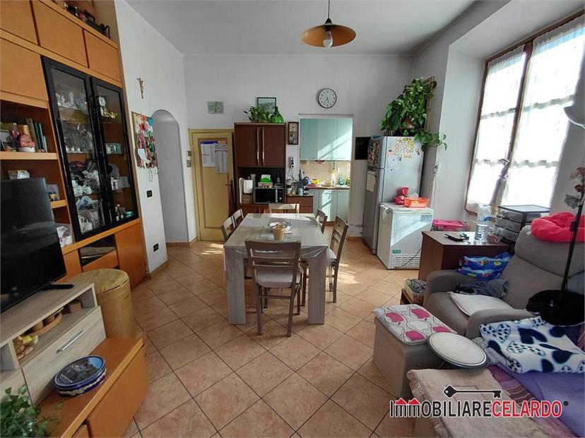 Trilocale, Colle di Val d'Elsa