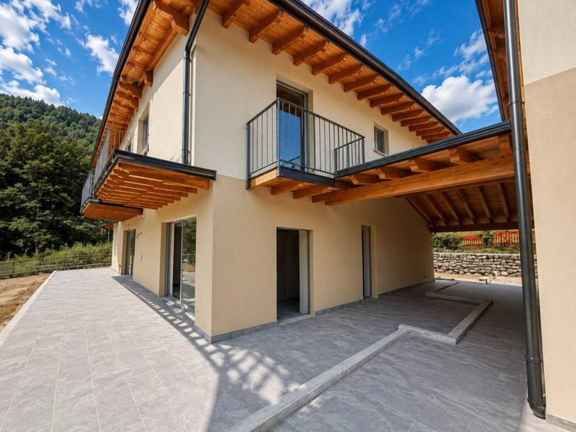 Villa in Via Valurbes, Zone — foto 3 di 5