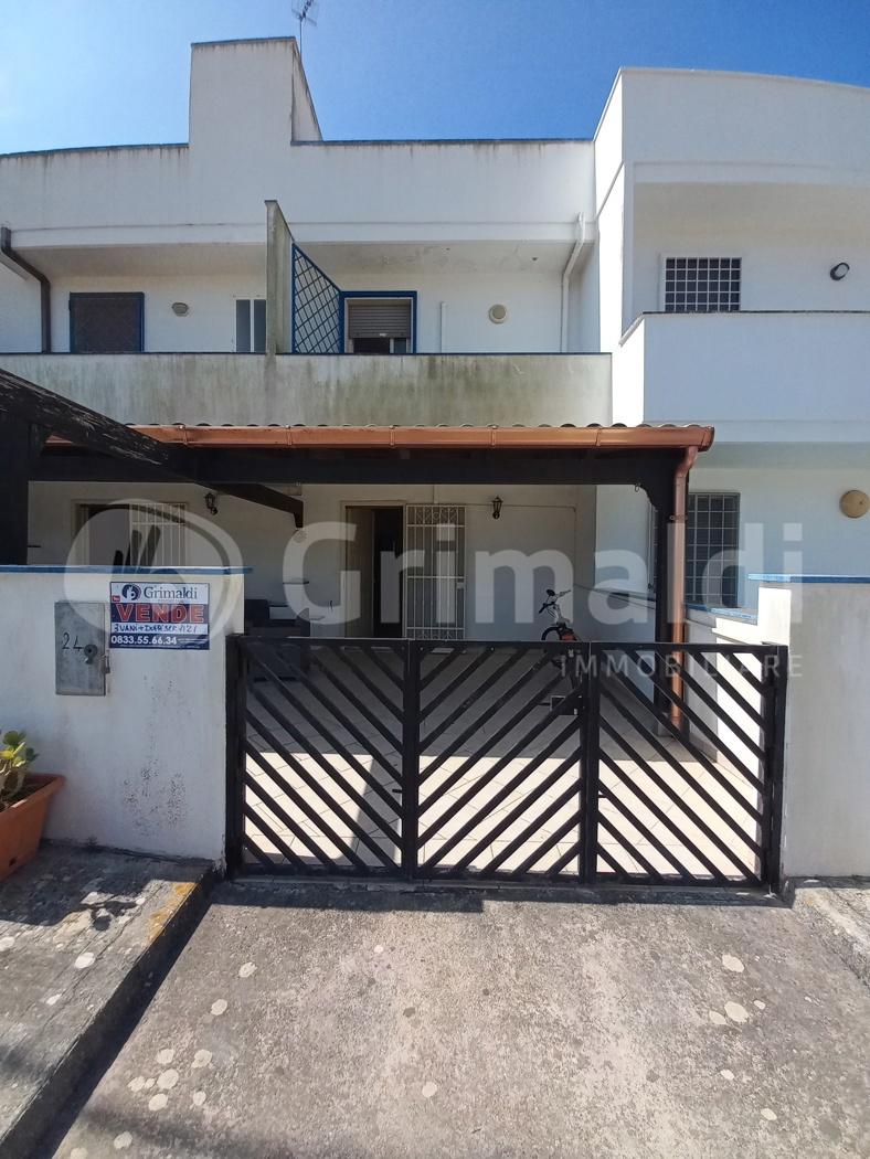 Villa a schiera in Via Monte Volture 22, Ugento — foto 5 di 5