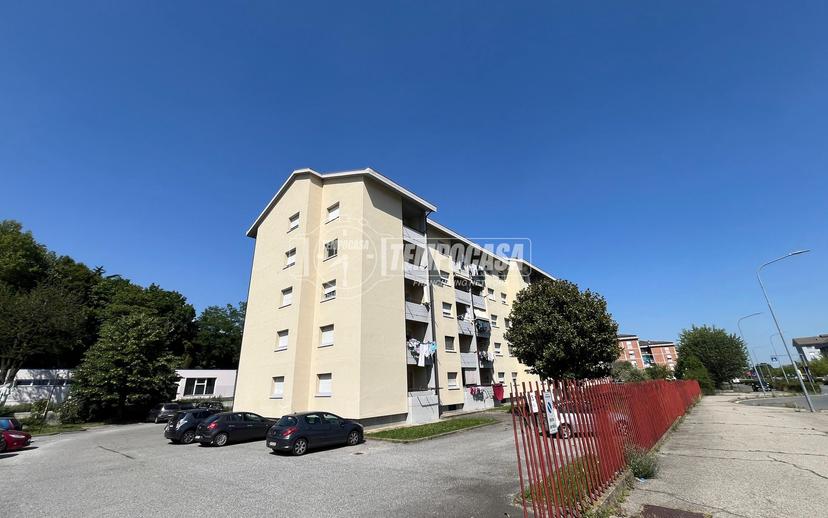 Trilocale in Via Brigate Partigiane 35, Cuorgnè — foto 4 di 5