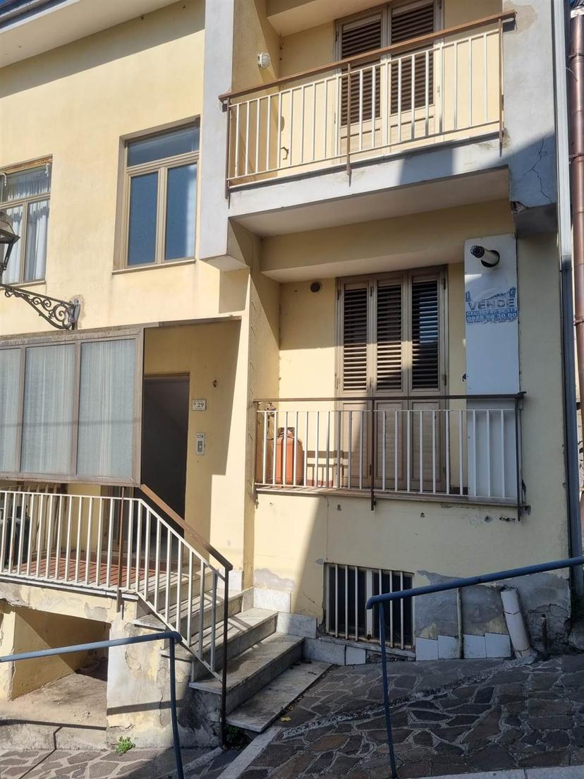 Trilocale in Via Casate, Solofra — foto 4 di 5