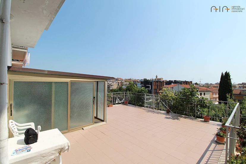Casa indipendente in Via Adamello 22, San Benedetto del Tronto — foto 5 di 5