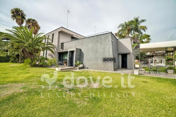 Villa in Via Litteri 76, Aci Castello