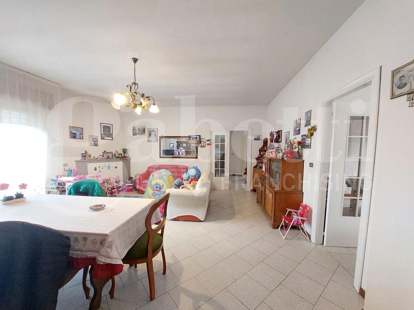 Appartamento in Via Teramo 8, Mosciano Sant'Angelo — foto 4 di 5