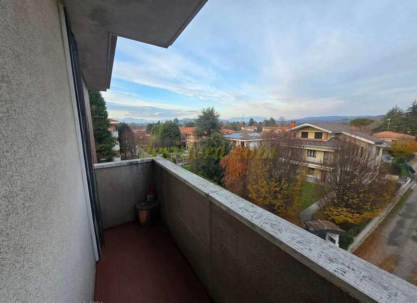 Quadrilocale, Castelletto sopra Ticino — foto 4 di 5