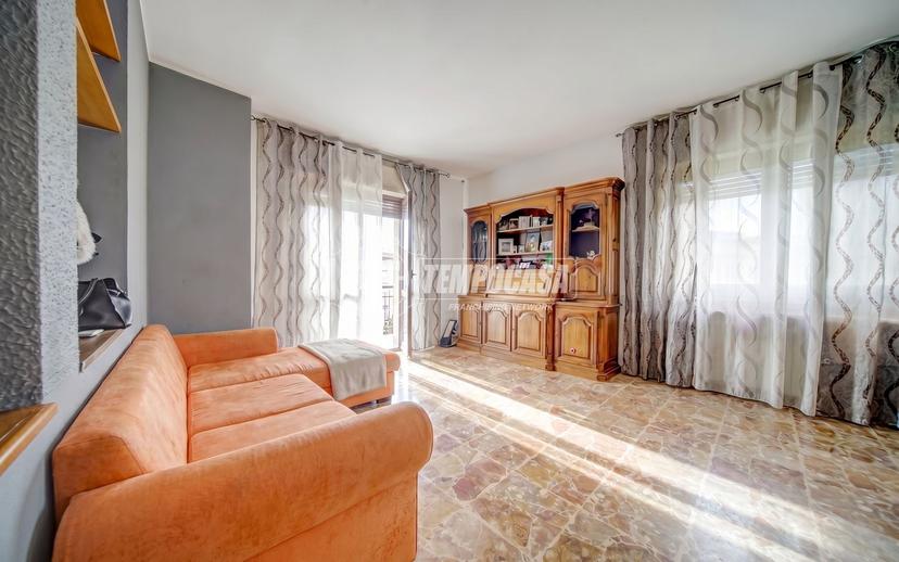Villa a schiera in Via Don Milani 7, Carnago — foto 3 di 5