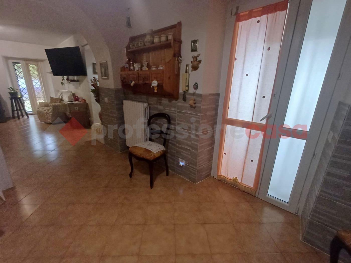 Casa indipendente in Via Starze 5, San Giovanni Incarico