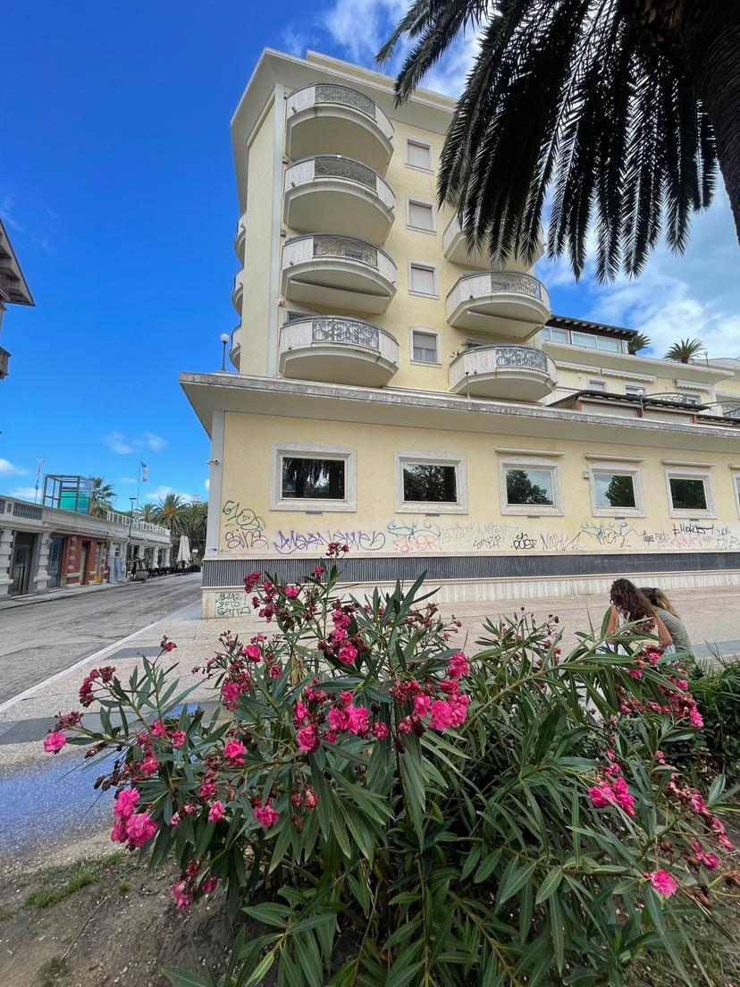 Appartamento in Viale Bruno Buozzi, San Benedetto del Tronto — foto 3 di 5
