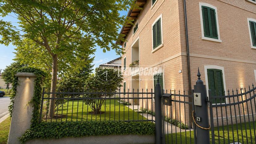 Casa indipendente in Via Adolfo Grassi, Reggio nell'Emilia — foto 4 di 5