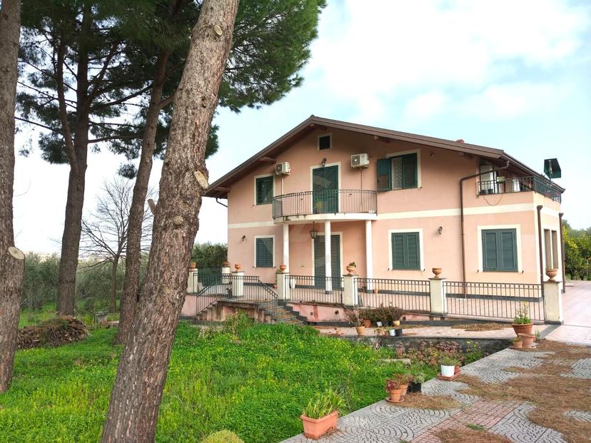 Villa in Via Vecchiuzzi 8, Aci Sant'Antonio — foto 5 di 5