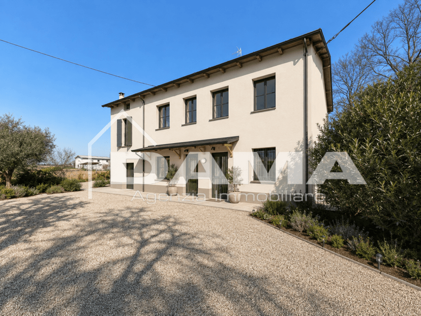 Casa indipendente in Via Lughese, Forlì — foto 2 di 5