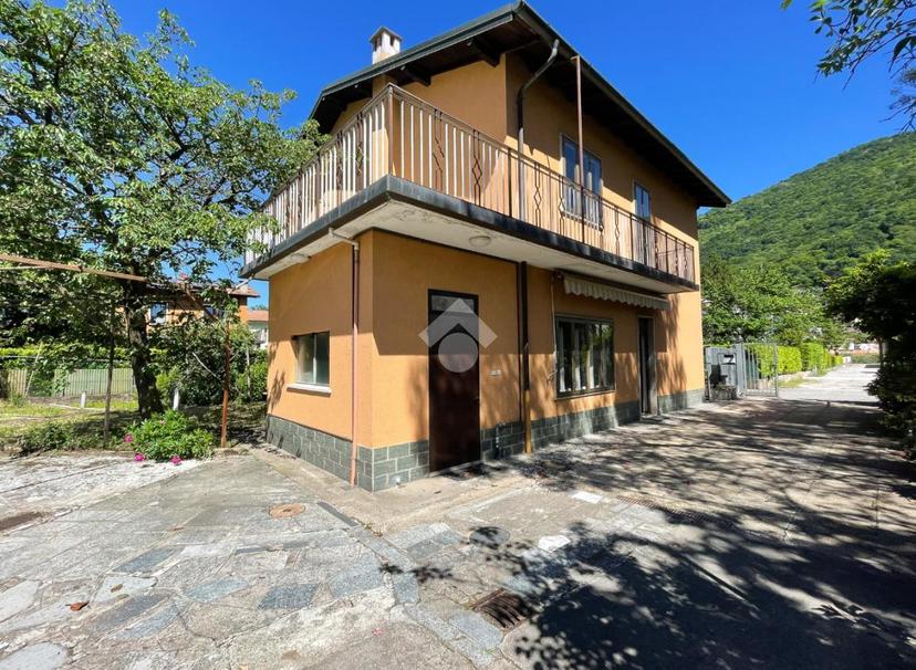 Villa in Via Fratelli Bertolla 61, Porto Ceresio — foto 4 di 5