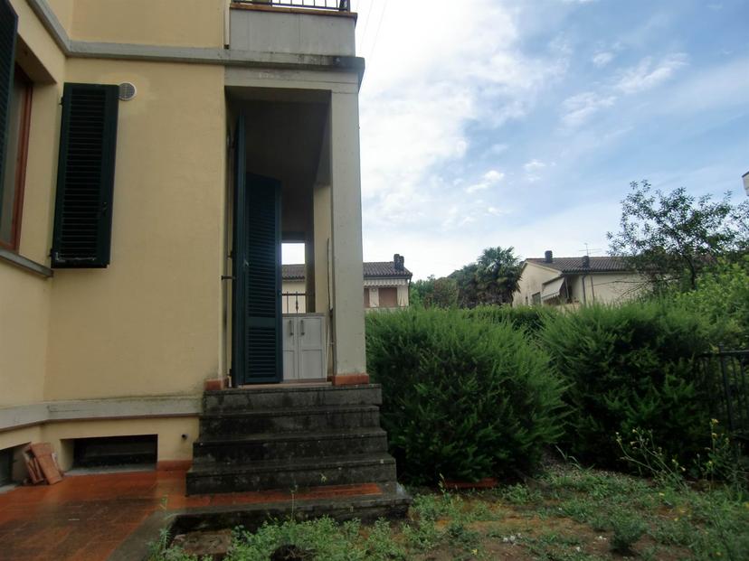 Quadrilocale, Montevarchi