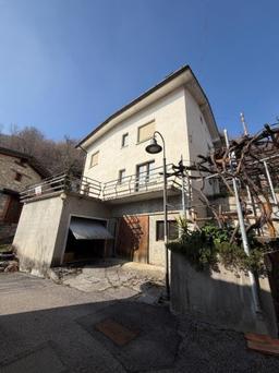 Villa in Frazione Plataz, Grimacco