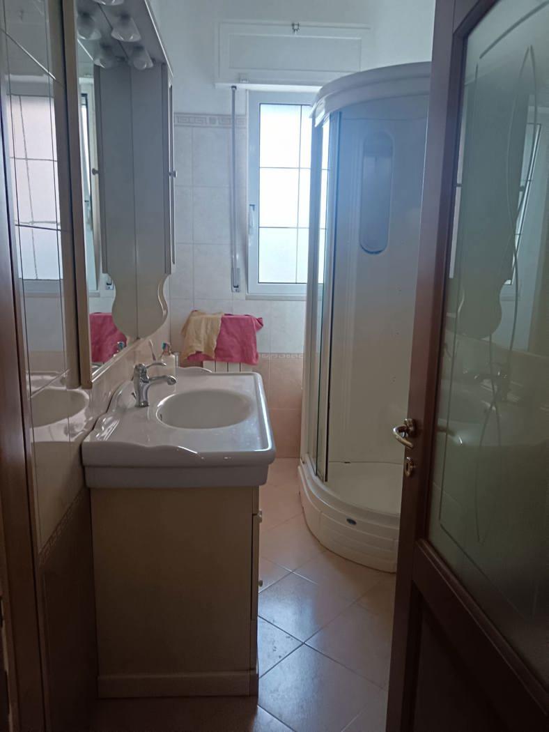 Trilocale in Via Quintino Sella  86, Crispiano — foto 4 di 5