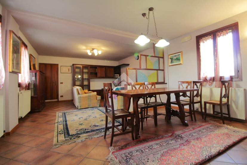 Villa in Via Monte Grappa 200, Caerano di San Marco — foto 5 di 5