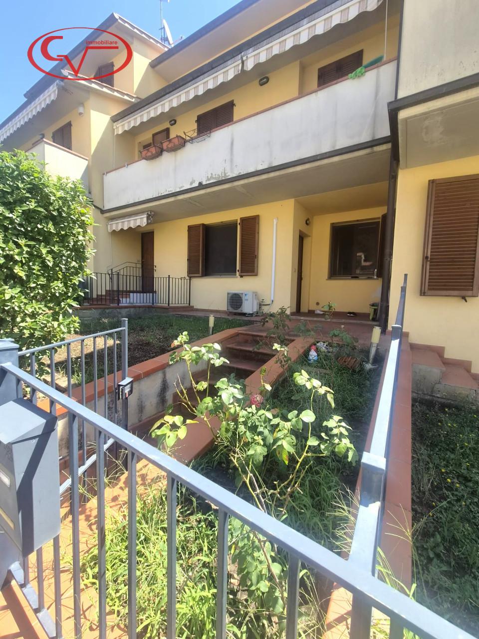 Villa a schiera in Via Nino Bixio, Bucine