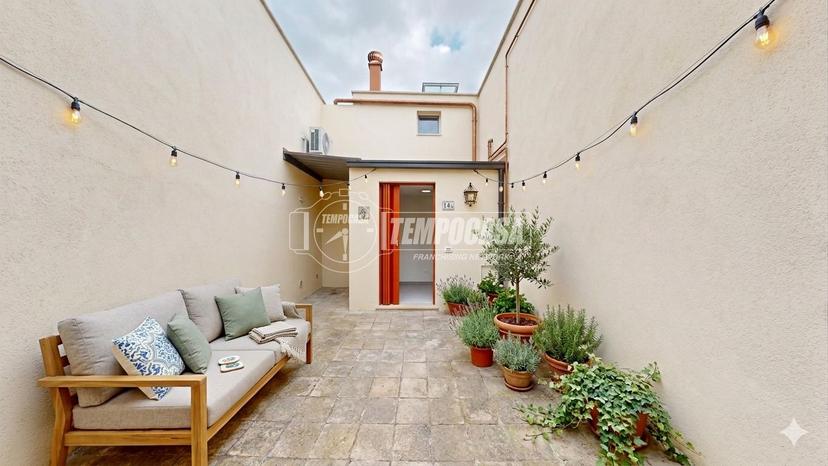 Casa indipendente in Via Roma 38, Castri di Lecce — foto 2 di 5