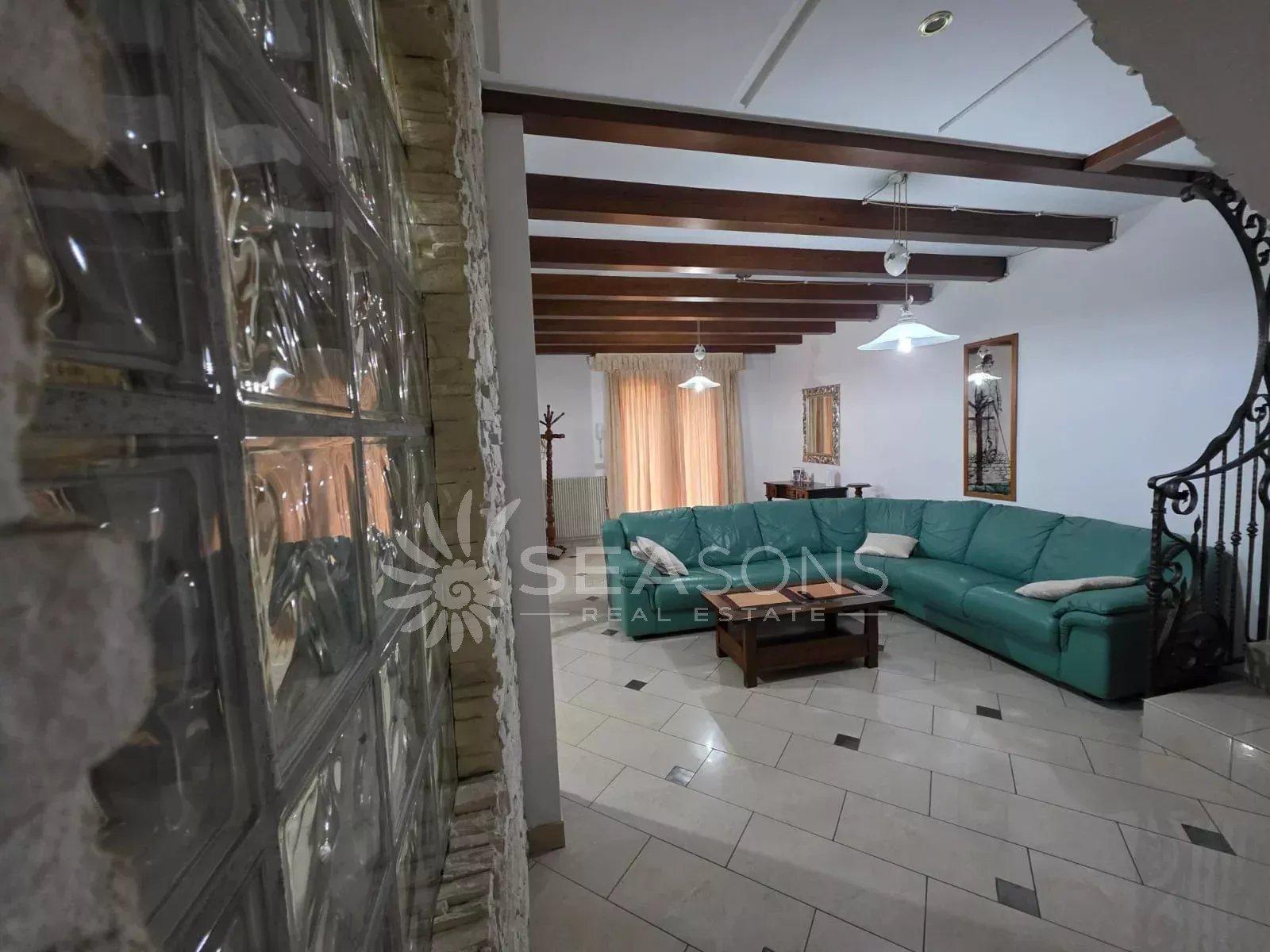 Casa indipendente, Torre di Mosto