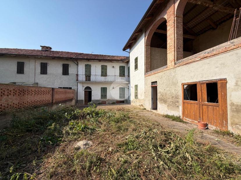 Casa indipendente in Via Cavour 7, Tonco — foto 2 di 5