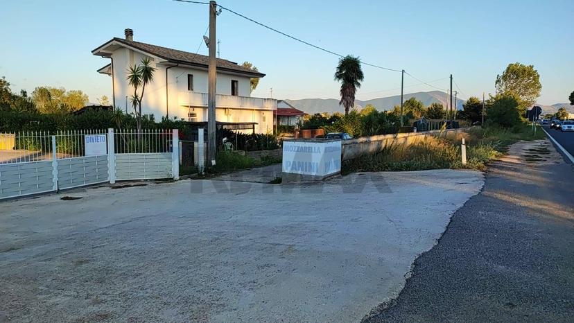 Casa indipendente, Sessa Aurunca — foto 2 di 5