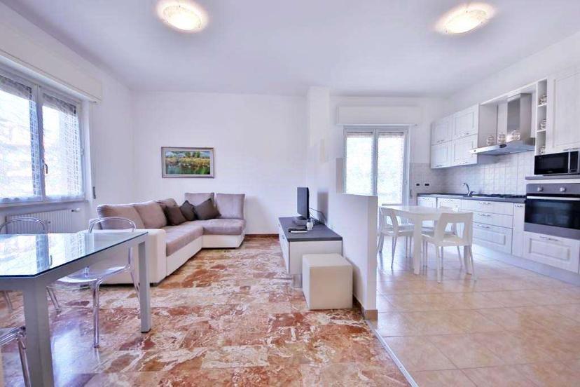 Appartamento in Via Migliarini, Arenzano
