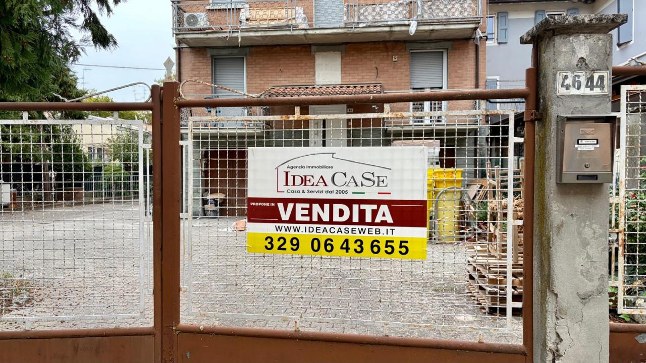 Villa in Via Garibaldi, Rio Saliceto