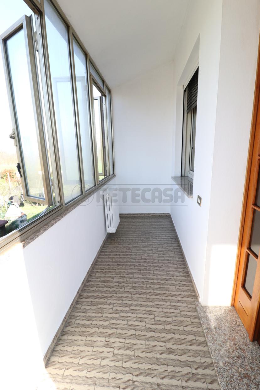 Trilocale in Via Giotto 5, Bondeno — foto 5 di 5