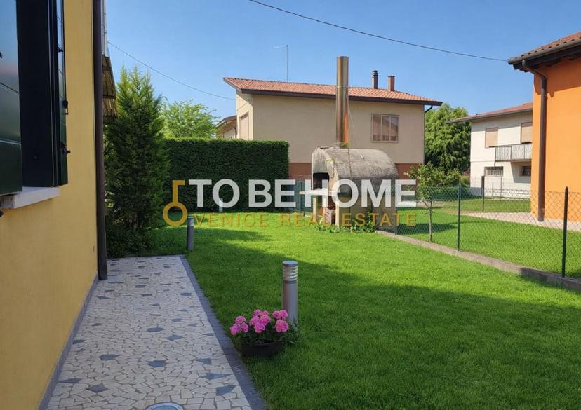 Villa bifamiliare in a della Repubblica 18, Spinea — foto 5 di 5