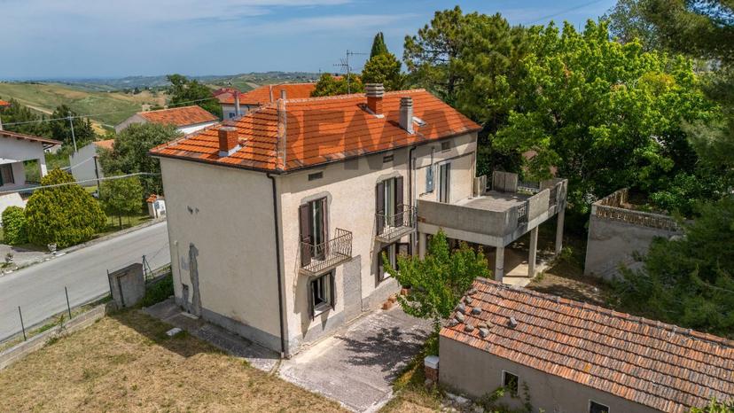 Casa indipendente in Contrada Cese, Casalanguida — foto 2 di 5