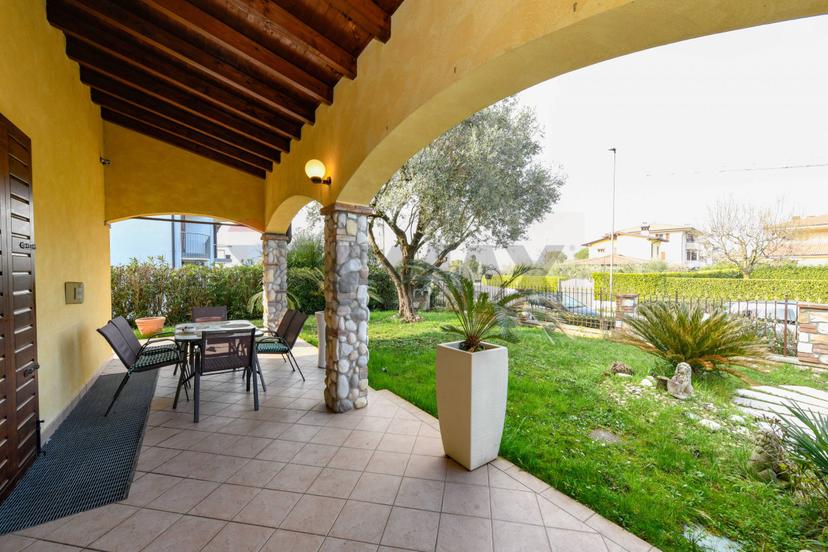 Villa in Via G da Verazzano 31, Sirmione — foto 4 di 5