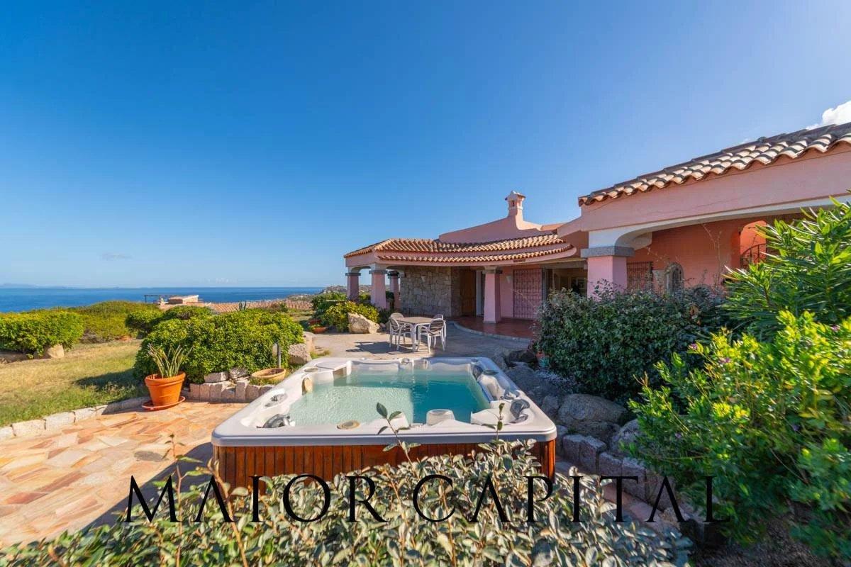 Villa, Santa Teresa Gallura