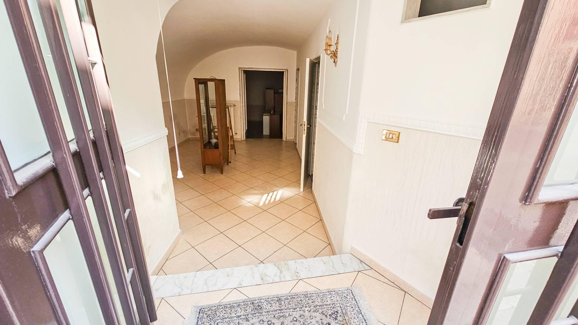 Casa indipendente in Via Bixio 21, Andria